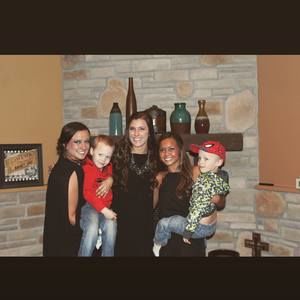 Meet your Posher, Nadika